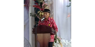 PELEPASN SISWA KELAS XII DAN PERPISAHAN TENAGA PENDIDIK YANG TELAH PURNA BAKTI TAHUN 2025