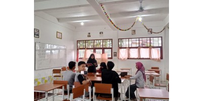 Debat Bahasa Inggris 2024